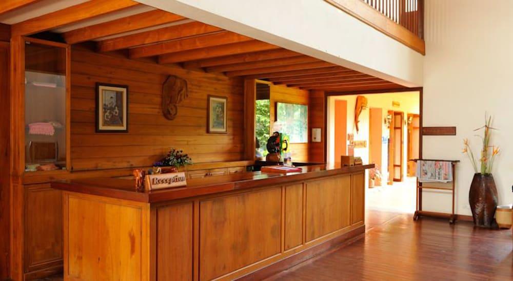 Riverhouse-The Teak House Mae Sariang Buitenkant foto