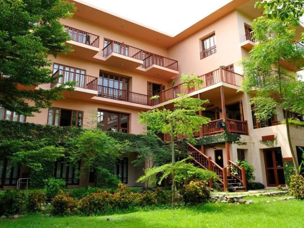Riverhouse-The Teak House Mae Sariang Buitenkant foto