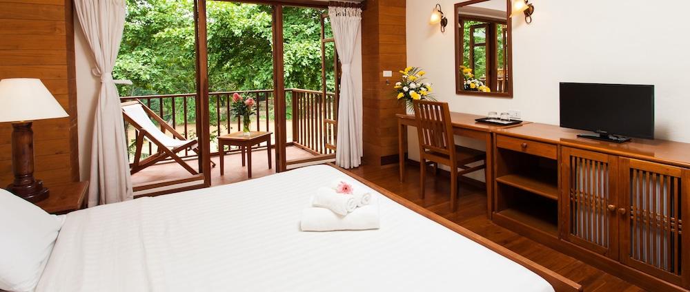 Riverhouse-The Teak House Mae Sariang Buitenkant foto